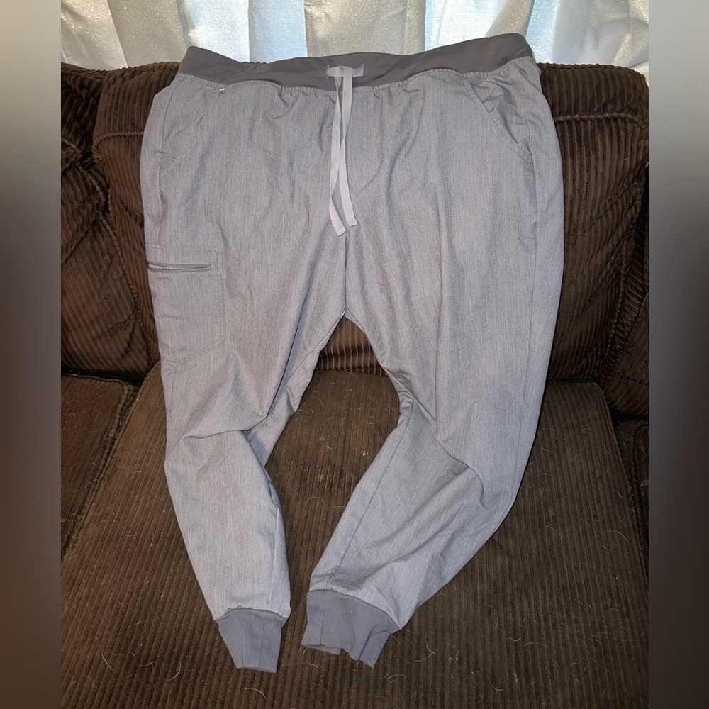 Xl graphite figs joggers